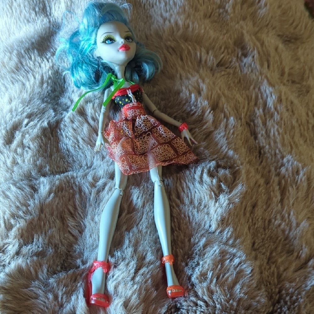 Monster High Doll Ghoulia Yelps💗💞